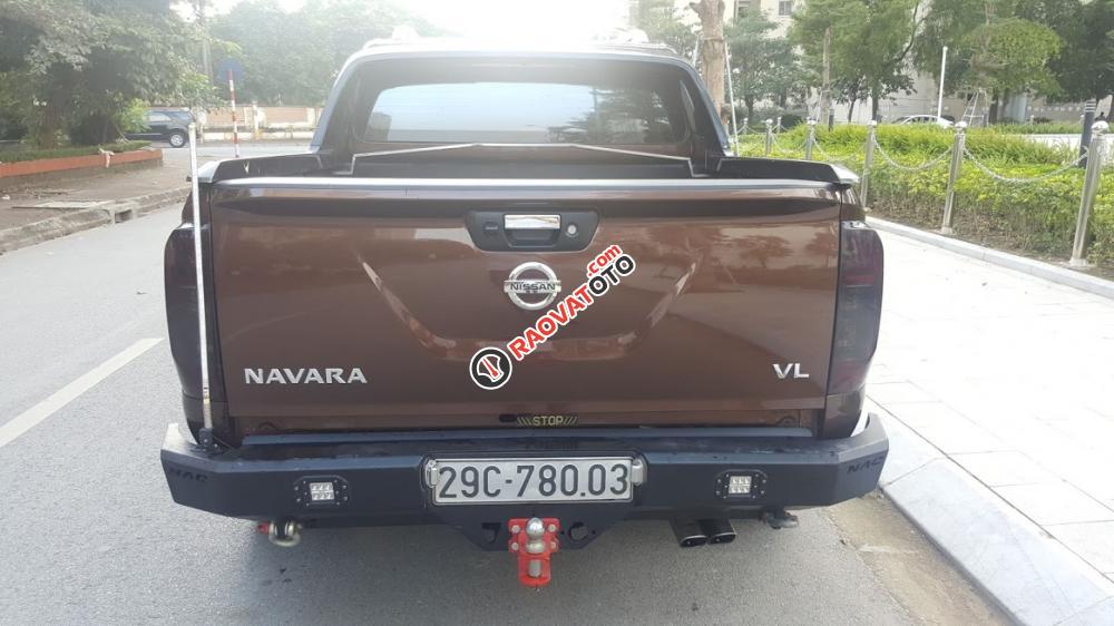 Bán Nissan Navara VL 2017, màu nâu, nhập khẩu, giá tốt-4