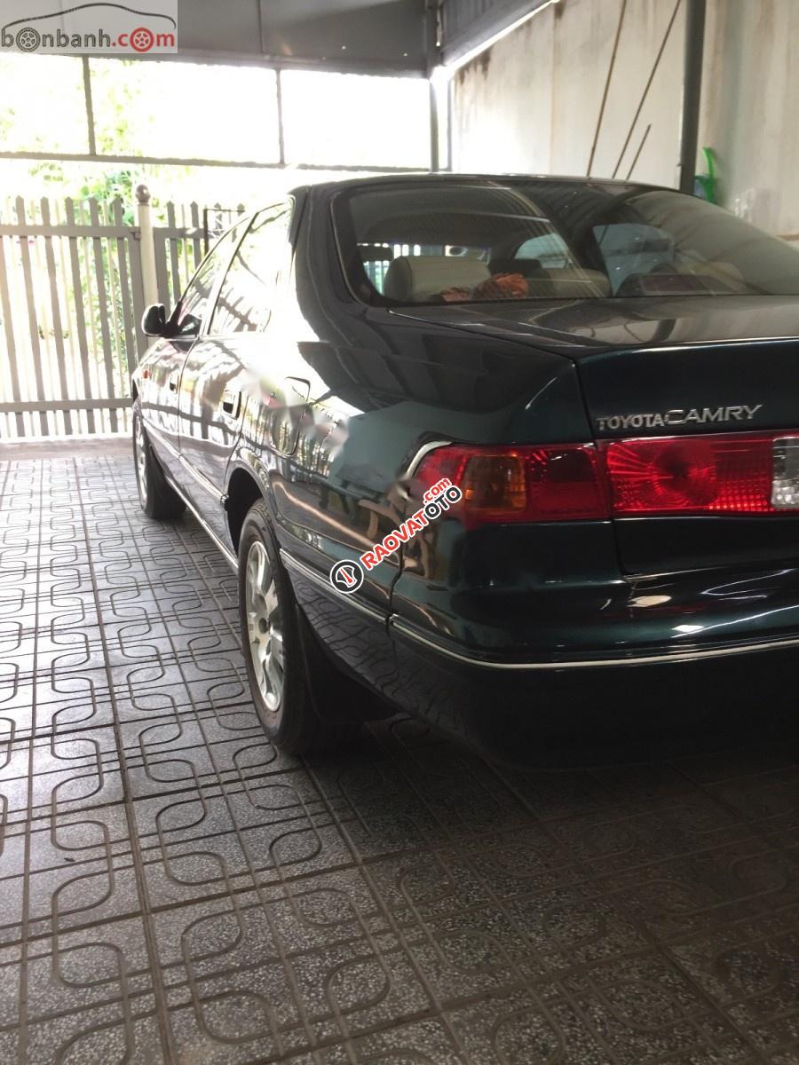 Cần bán Toyota Camry GLi năm sản xuất 2000, màu xanh lam, nhập khẩu-1