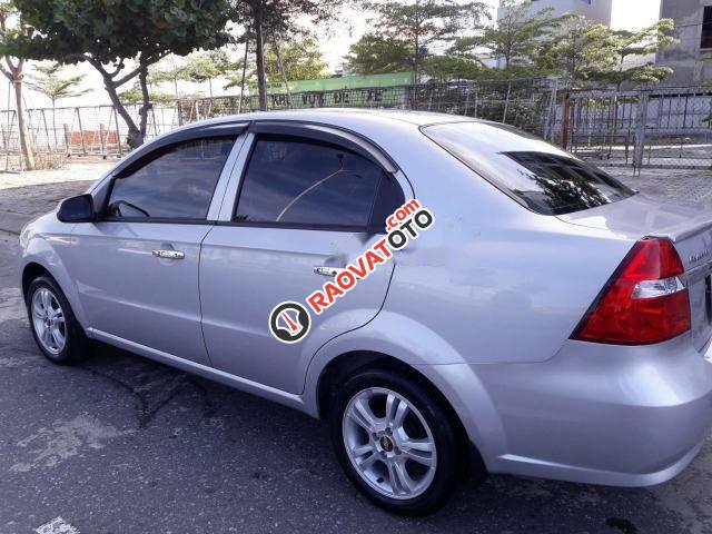 Bán xe Chevrolet Aveo MT năm 2016, màu bạc giá cạnh tranh-0