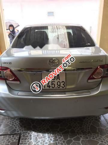 Cần bán xe Toyota Corolla altis 2.0V 2013, màu bạc chính chủ-0