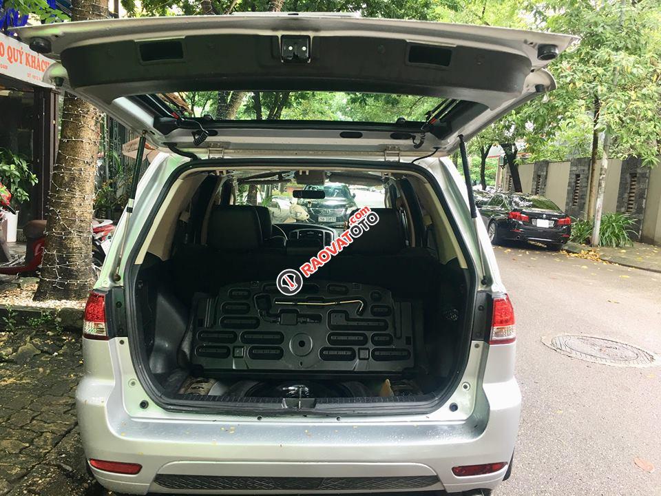Cần bán xe Ford Escape XLS năm sản xuất 2010, màu bạc, giá chỉ 425 triệu-6
