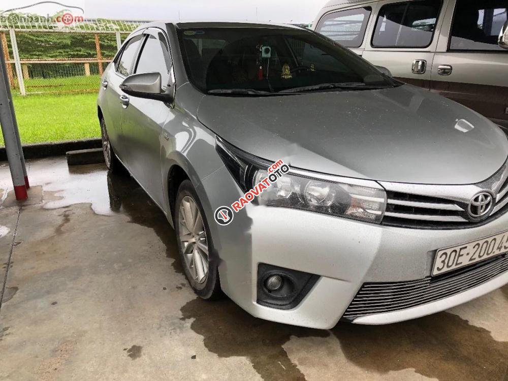 Bán Toyota Corolla altis 1.8G đời 2016, màu bạc chính chủ-3