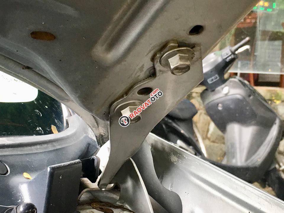 Cần bán xe Ford Escape XLS năm sản xuất 2010, màu bạc, giá chỉ 425 triệu-13