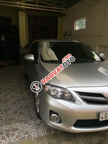 Cần bán xe Toyota Corolla altis 2.0V 2013, màu bạc chính chủ-1