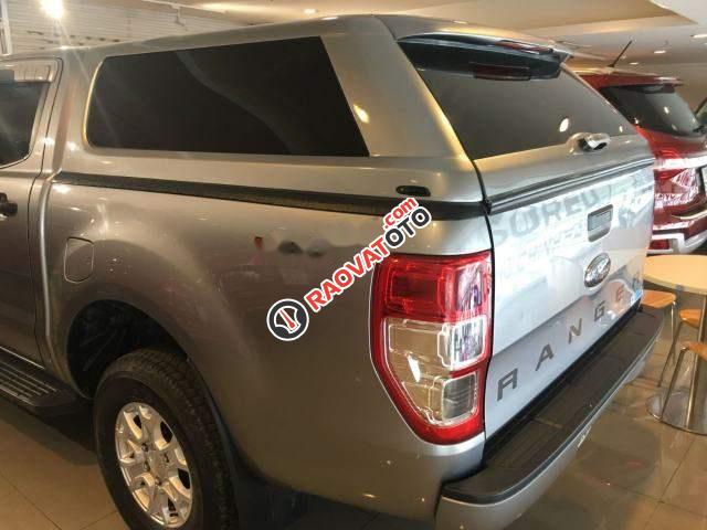 Bán Ford Ranger XLS 4x2 MT màu bạc, chạy mới 21000 km-3