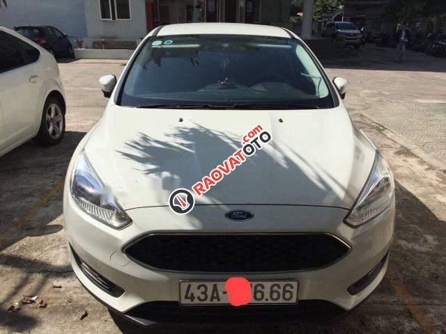 Cần bán lại xe Ford Focus Trend năm sản xuất 2017, màu trắng đã đi 12500km, 580tr-1