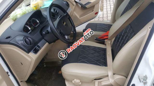 Cần bán gấp Chevrolet Aveo 1.5 MT 2016, màu trắng-2