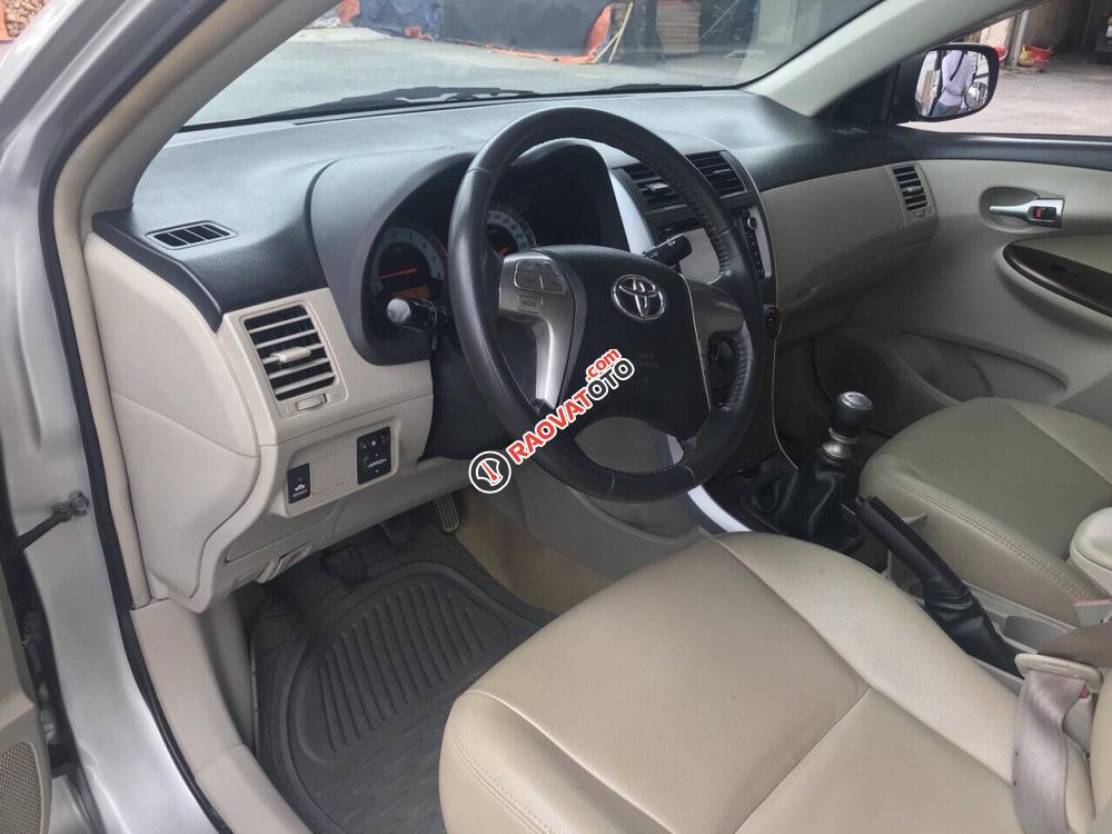 Cần bán gấp Toyota Corolla Altis năm 2011 màu bạc, 445 triệu-4