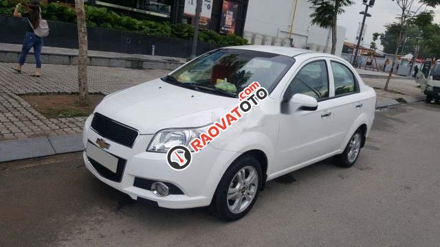 Cần bán gấp Chevrolet Aveo 1.5 MT 2016, màu trắng-5