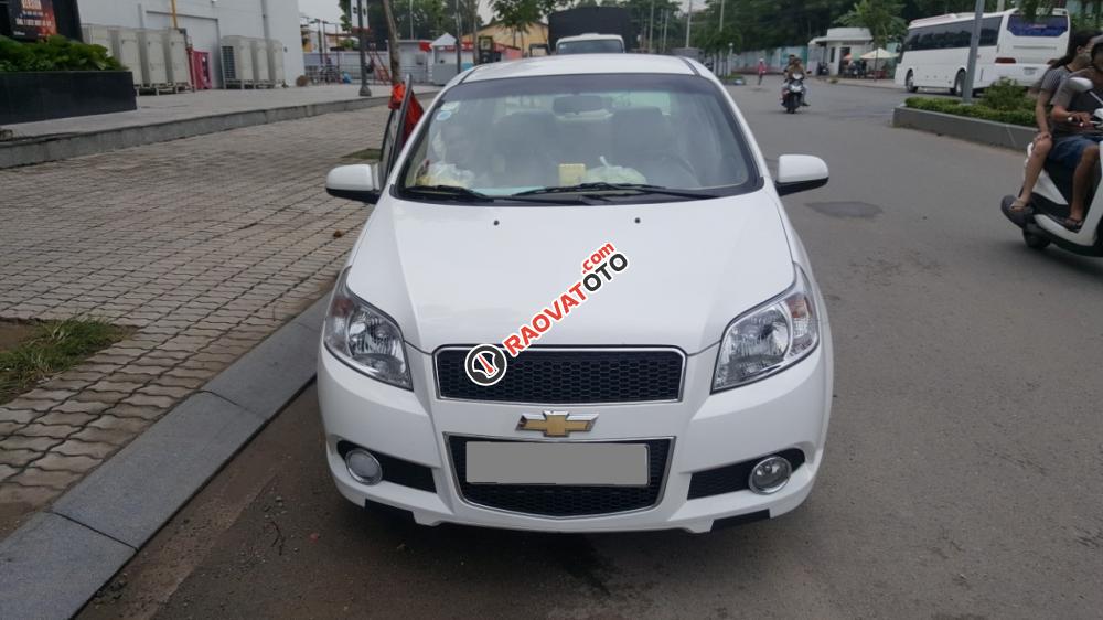 Cần ra đi con Chevrolet Aveo sx 2016 số sàn 1.5MT màu trắng Ngọc Trinh-1