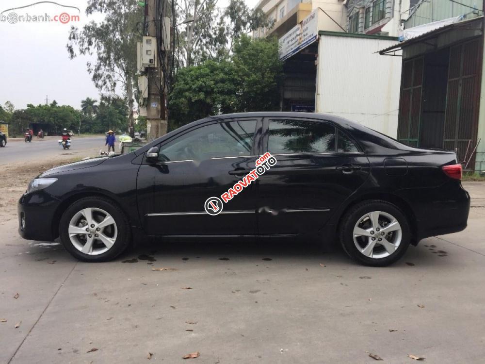 Cần bán xe Toyota Corolla altis 2.0V năm 2013, màu đen-4