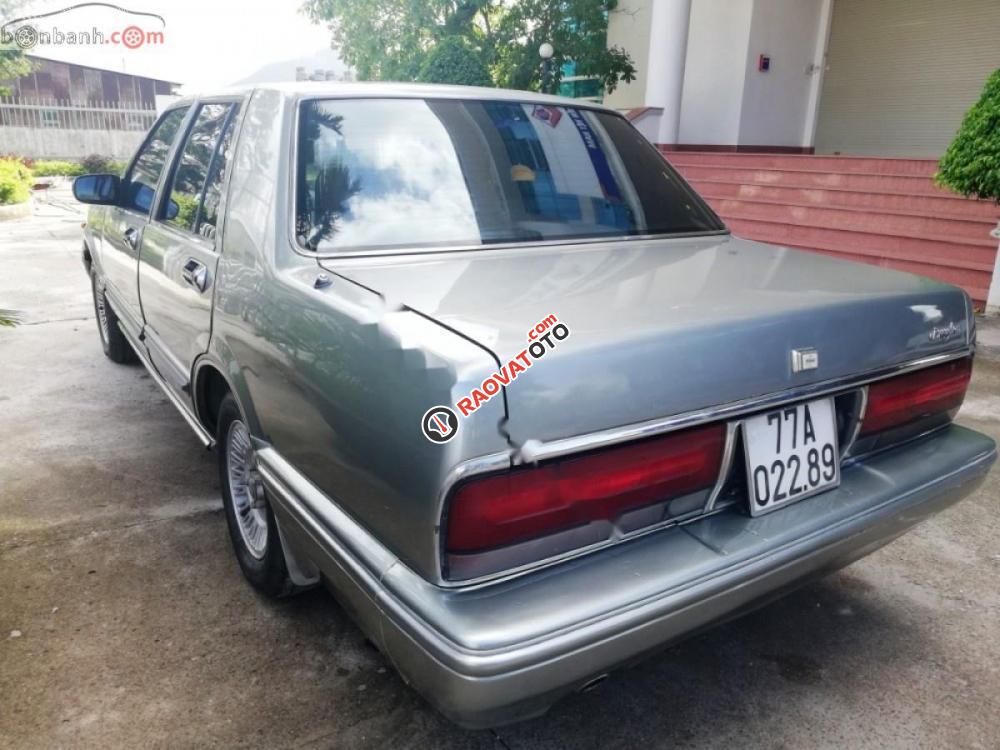 Cần bán Nissan Cedric sản xuất 1992, màu bạc, nhập khẩu-5