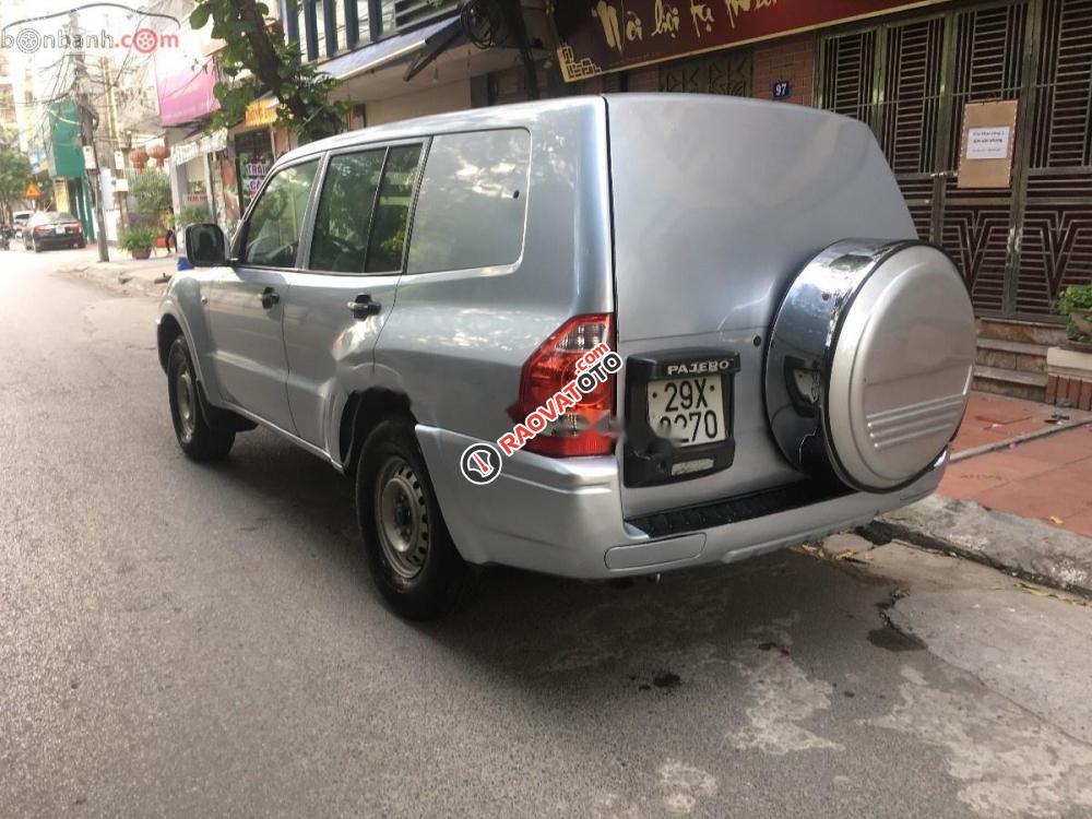 Bán Mitsubishi Pajero 3.0 năm 2005, màu bạc, nhập khẩu -0