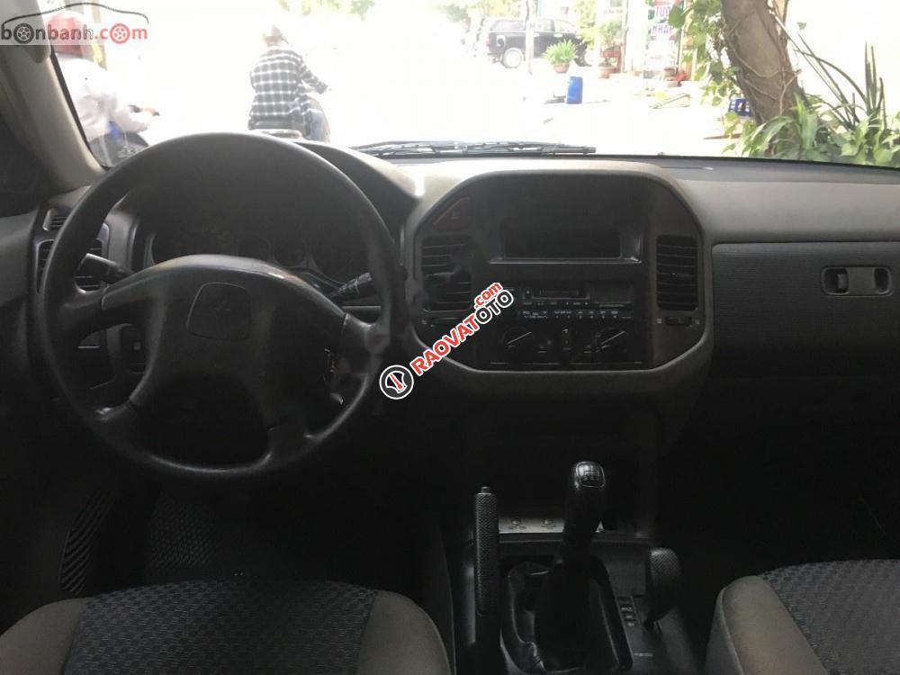 Bán Mitsubishi Pajero 3.0 năm 2005, màu bạc, nhập khẩu -3