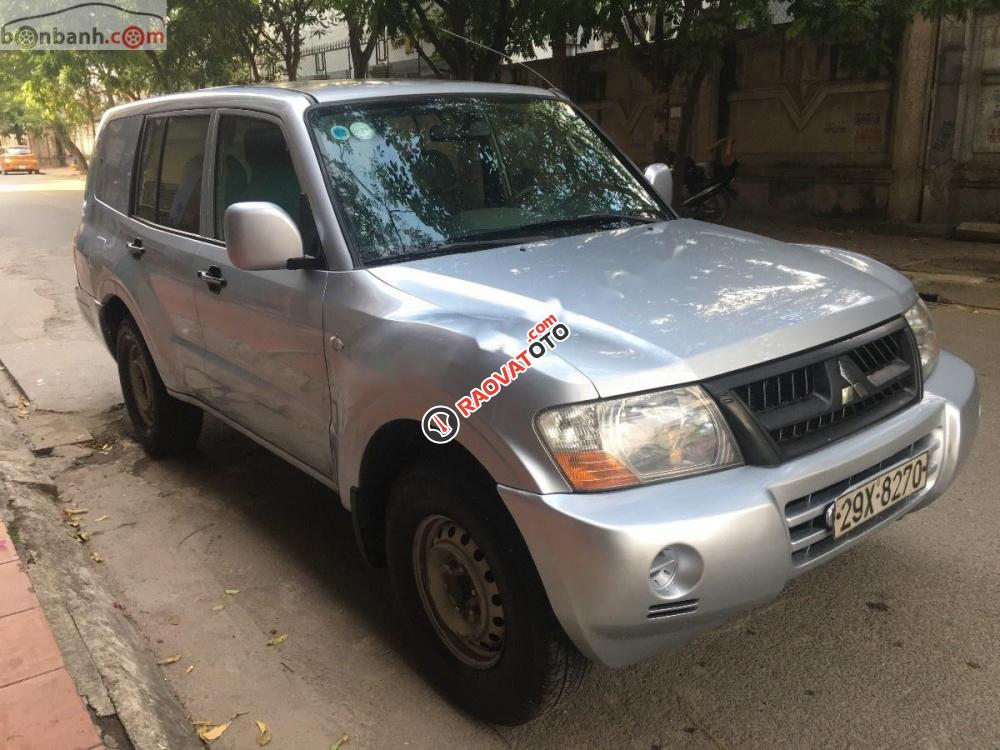 Bán Mitsubishi Pajero 3.0 năm 2005, màu bạc, nhập khẩu -2