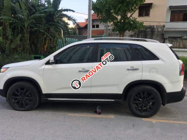 Cần bán gấp Kia Sorento AT năm 2013, màu trắng -5