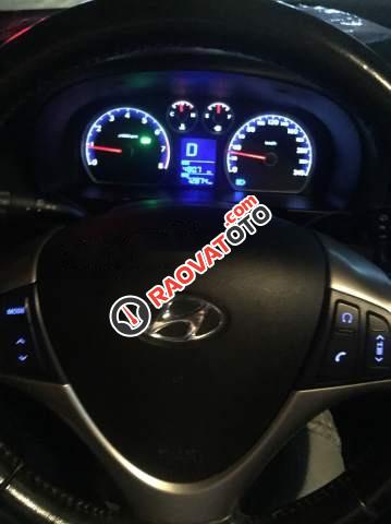 Bán Hyundai i30 AT sản xuất năm 2009, màu trắng, nhập khẩu-3