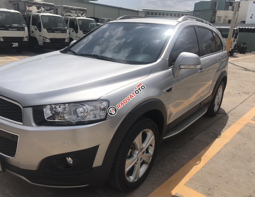 Bán Chevrolet Captiva LTZ 2018, màu bạc như mới, 620 triệu-8