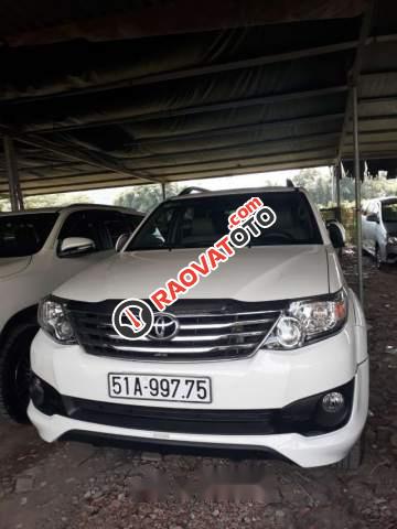 Bán 01 xe Toyota Fortuner V Sportivo TRD, Cuối 11/2014, màu trắng, số tự động-0