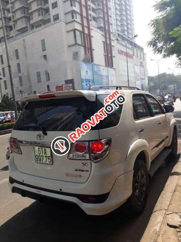 Bán 01 xe Toyota Fortuner V Sportivo TRD, Cuối 11/2014, màu trắng, số tự động-2