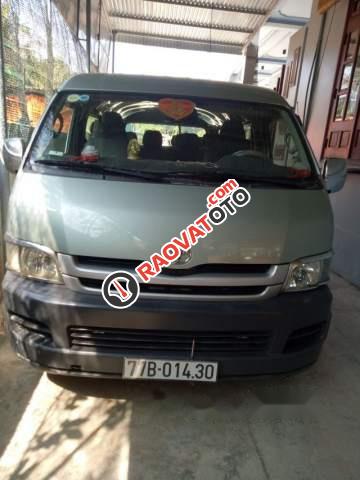 Bán Toyota Hiace MT năm sản xuất 2008, xe đẹp tất cả đều hoạt động tốt-2