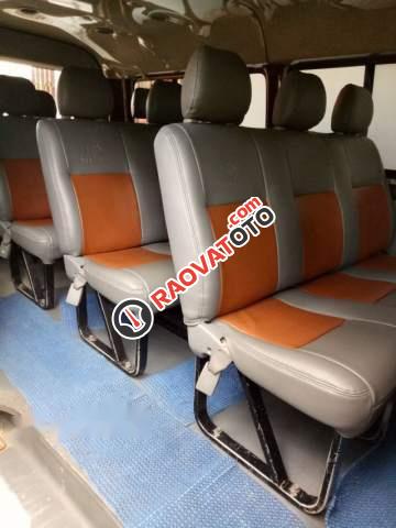 Bán Toyota Hiace MT năm sản xuất 2008, xe đẹp tất cả đều hoạt động tốt-4