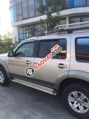 Mình cần tiền bán Ford Everest 2008 số tự động, máy dầu-5