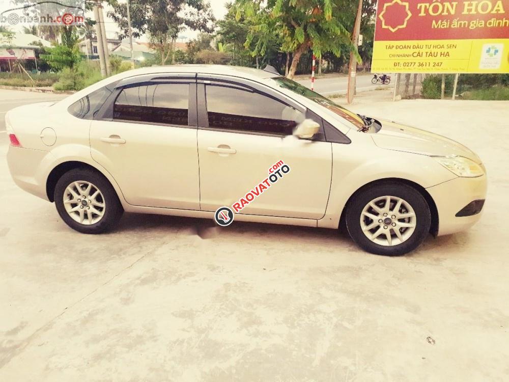 Bán ô tô Ford Focus 1.8 MT sản xuất 2010, màu phấn hồng, giá 315tr-4