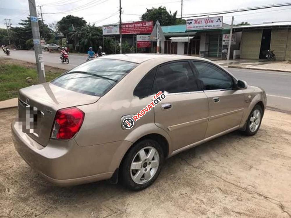 Cần bán xe Daewoo Lacetti Max sản xuất năm 2004, màu ghi vàng -1