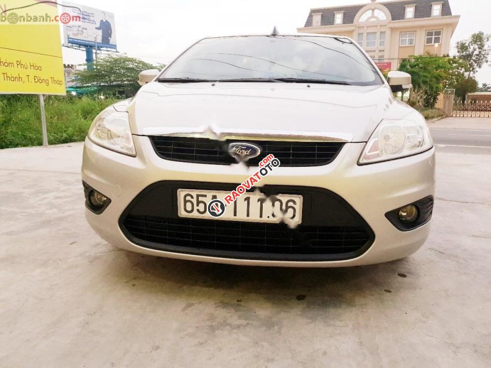 Bán ô tô Ford Focus 1.8 MT sản xuất 2010, màu phấn hồng, giá 315tr-0