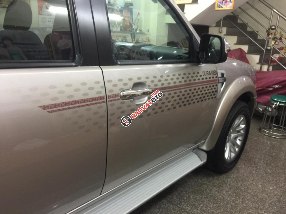 Bán Ford Everest MT số sàn cuối 2013, hồng phấn. Giá 635 triệu-2