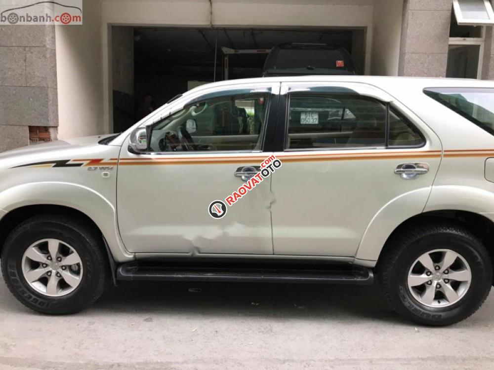 Cần bán Toyota Fortuner SR5 2008, màu bạc, nhập khẩu nguyên chiếc số tự động, giá chỉ 520 triệu-6