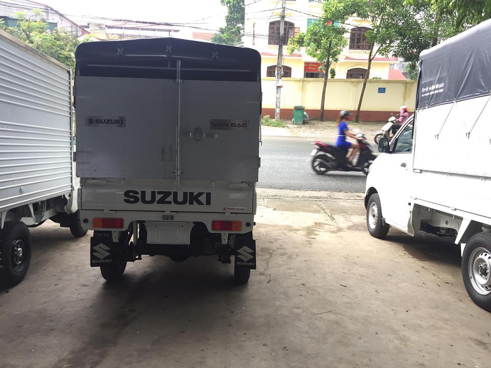 Bán Suzuki Carry Truck 5 tạ mới 2018, khuyến mại 10tr tiền mặt, hỗ trợ trả góp 70% xe, đăng ký đăng kiểm. LH: 09192861-1