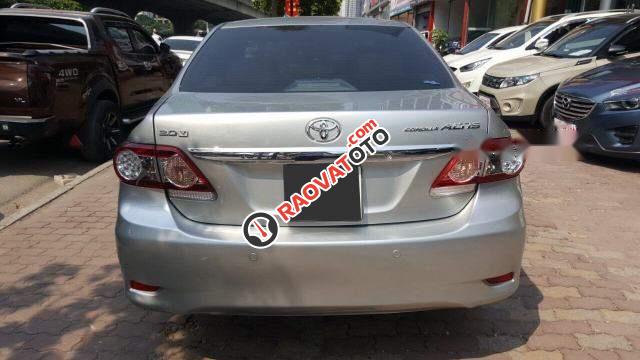 Cần bán gấp Toyota Corolla altis 2.0V 2013, màu bạc-1