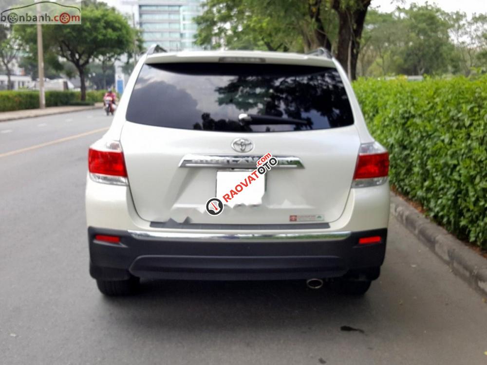 Bán Toyota Highlander SE sản xuất 2011, màu trắng, nhập khẩu-4