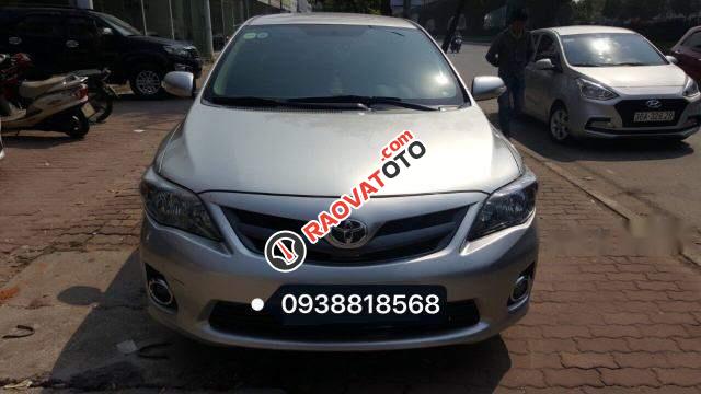 Cần bán gấp Toyota Corolla altis 2.0V 2013, màu bạc-0