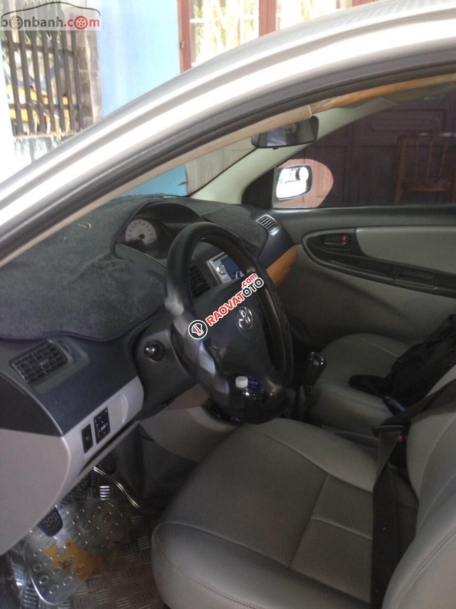 Cần bán Toyota Vios E sản xuất 2007, màu bạc, xe gia đình tên cá nhân-2