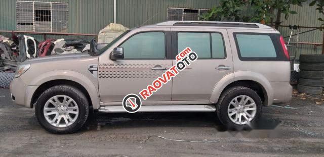 Bán Ford Everest MT 2015, màu ghi vàng, số sàn, giá chỉ 665 triệu-3