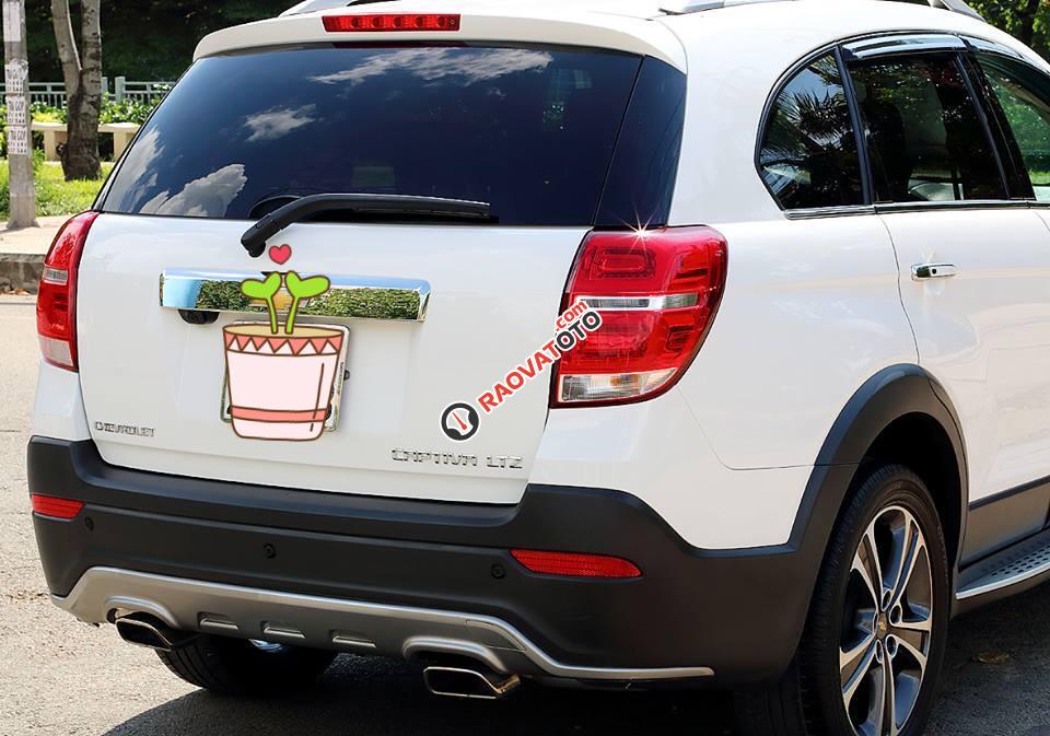 Cần bán gấp Chevrolet Captiva sản xuất 2016, giá tốt-0