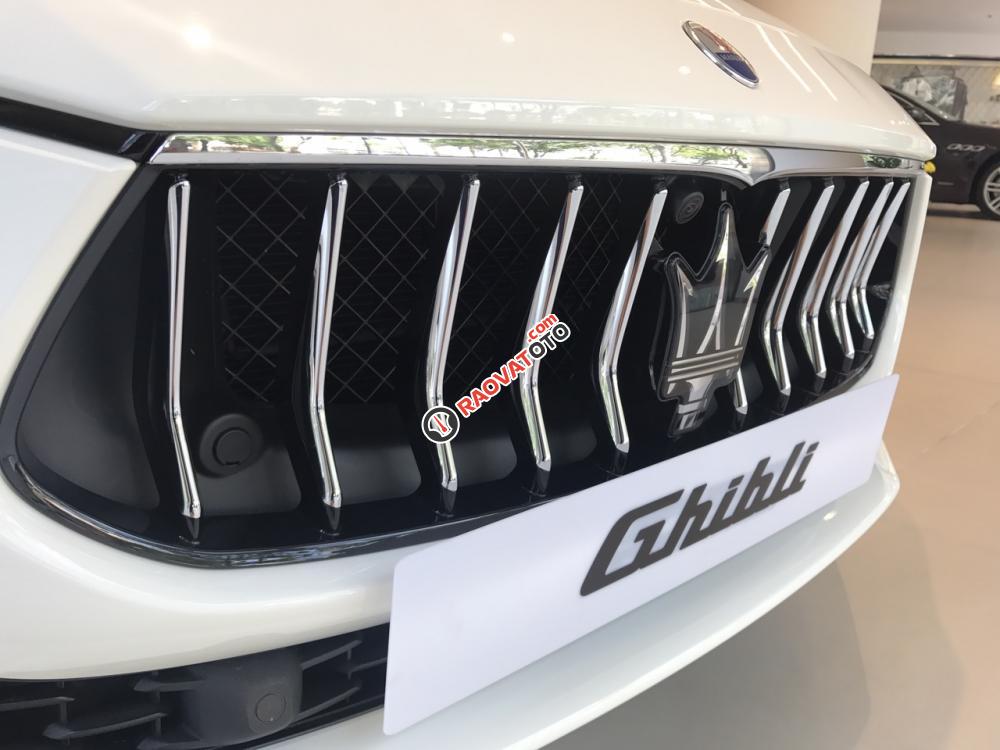 Bán xe Maserati Ghibli chính hãng 2018, màu trắng. LH: 0978877754, hỗ trợ tư vấn-6