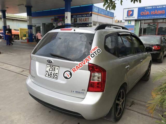 Bán Kia Carens 2.0 sản xuất năm 2010, màu bạc, giá tốt-0