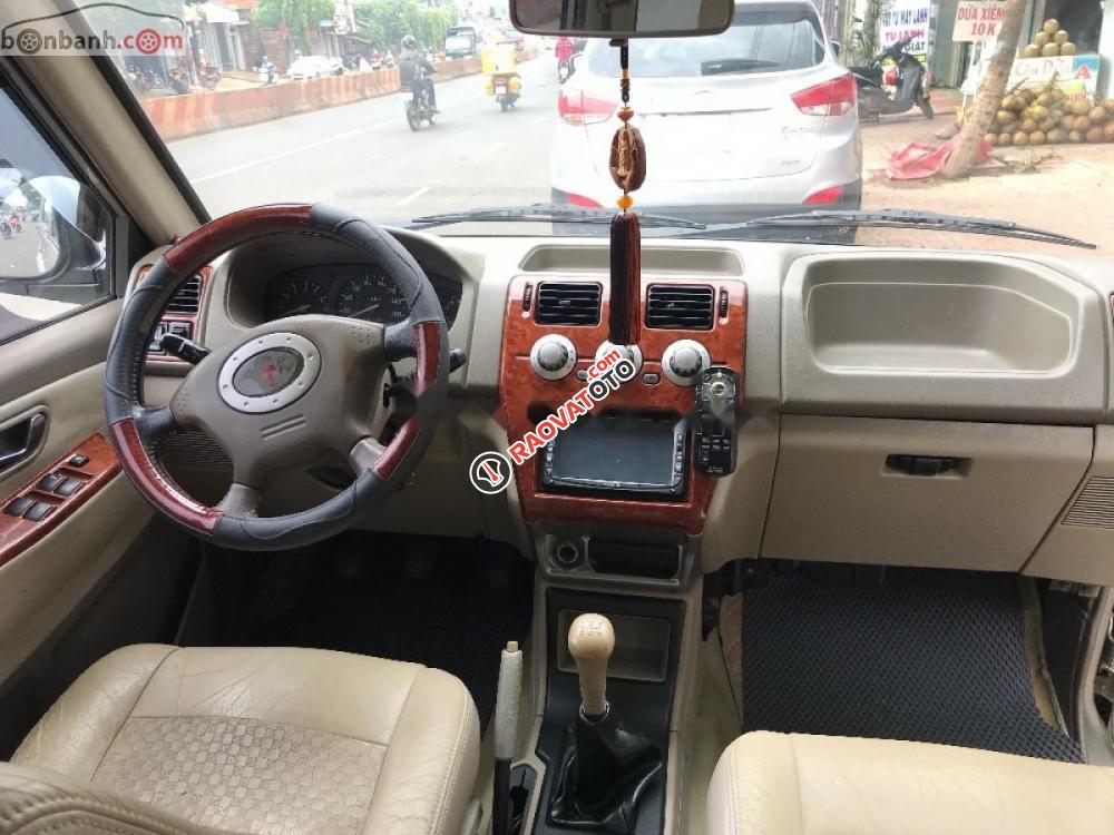 Salon Ngân Nguyên bán xe Jolie sản xuất 2005, đăng ký 2006, xe phiên bản Limited-8