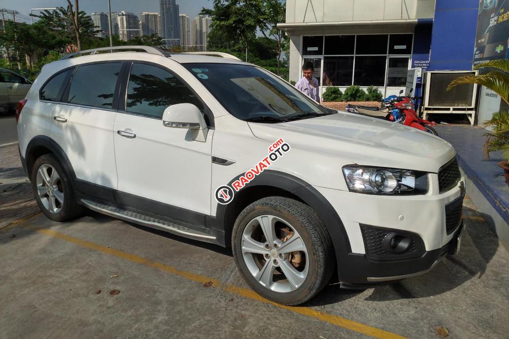 Bán xe Chevrolet Captiva LTZ 2015, số tự động, màu trắng, xe nhà đi-3