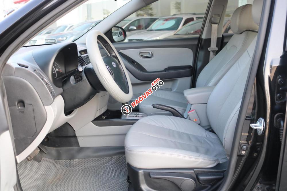 Bán xe Hyundai Avante 1.6AT đời 2015, màu đen giá cạnh tranh-6