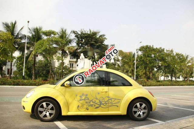 Bán Volkswagen Beetle đời 2015, màu vàng, xe nhập còn mới, giá tốt-1