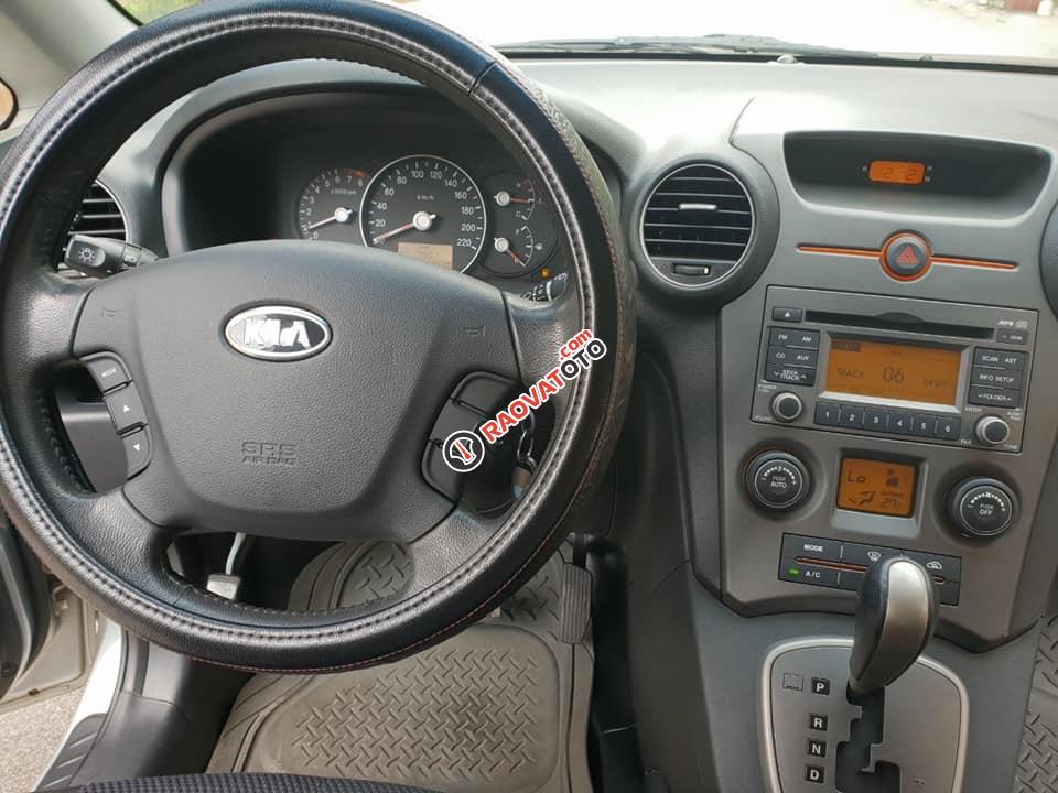 Cần bán Kia Carens đời 2010, màu bạc-6