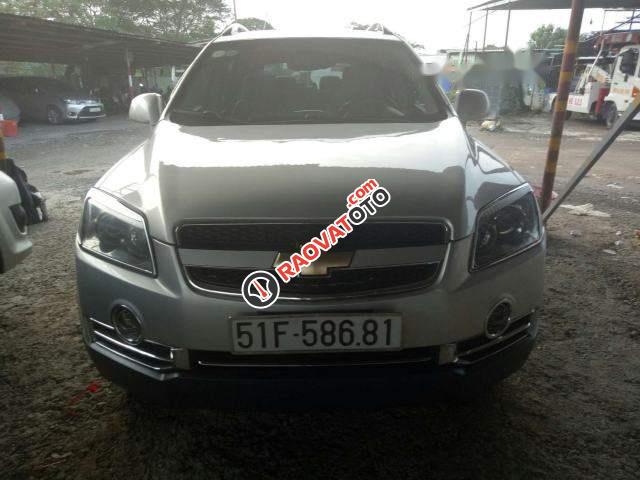 Chính chủ bán xe Chevrolet Captiva Maxx năm sản xuất 2009, màu bạc-0