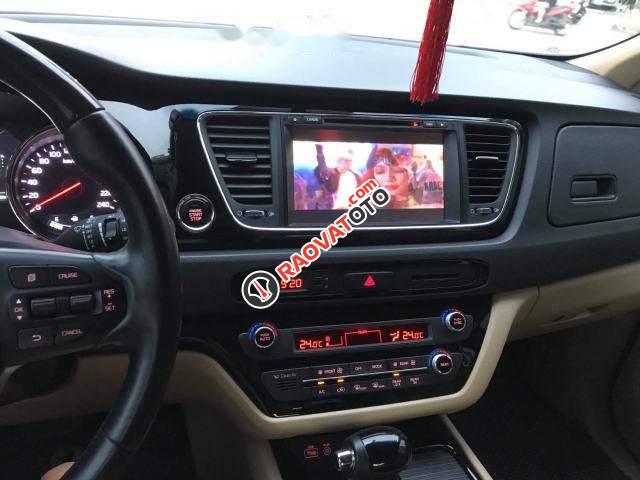 Bán Kia Sedona GATH sản xuất 2017, màu bạc-2