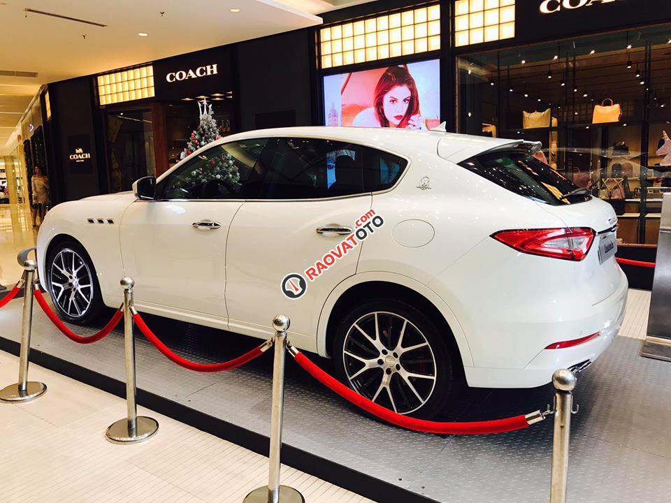 Bán xe Maserati Levante Sport 2018, màu trắng, xe nhập chính hãng. LH: 0978877754 tư vấn-1