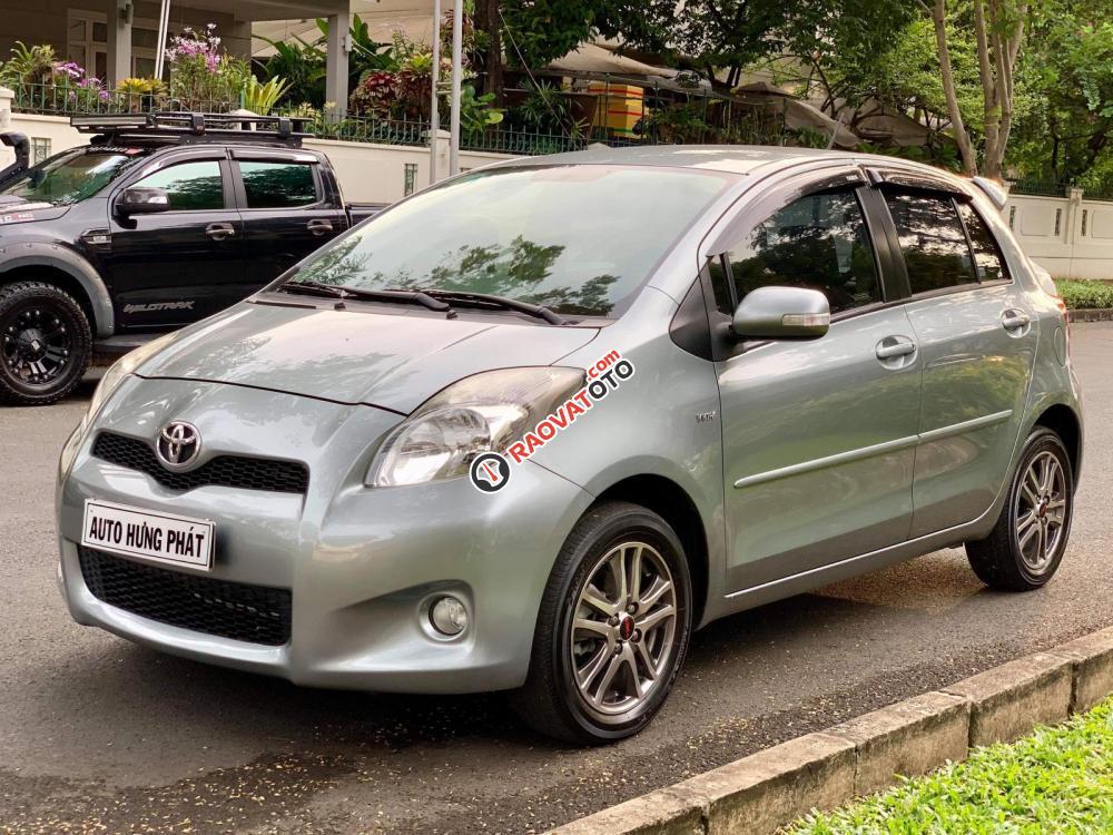 Bán Toyota Yaris RS sản xuất năm 2012, màu xám (ghi), xe nhập, 450 triệu-0